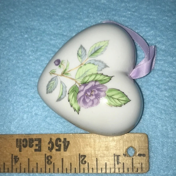 NEW POMANDER scented made of porcelain Vintage 1986 purple- refillable - Picture 5 of 5
